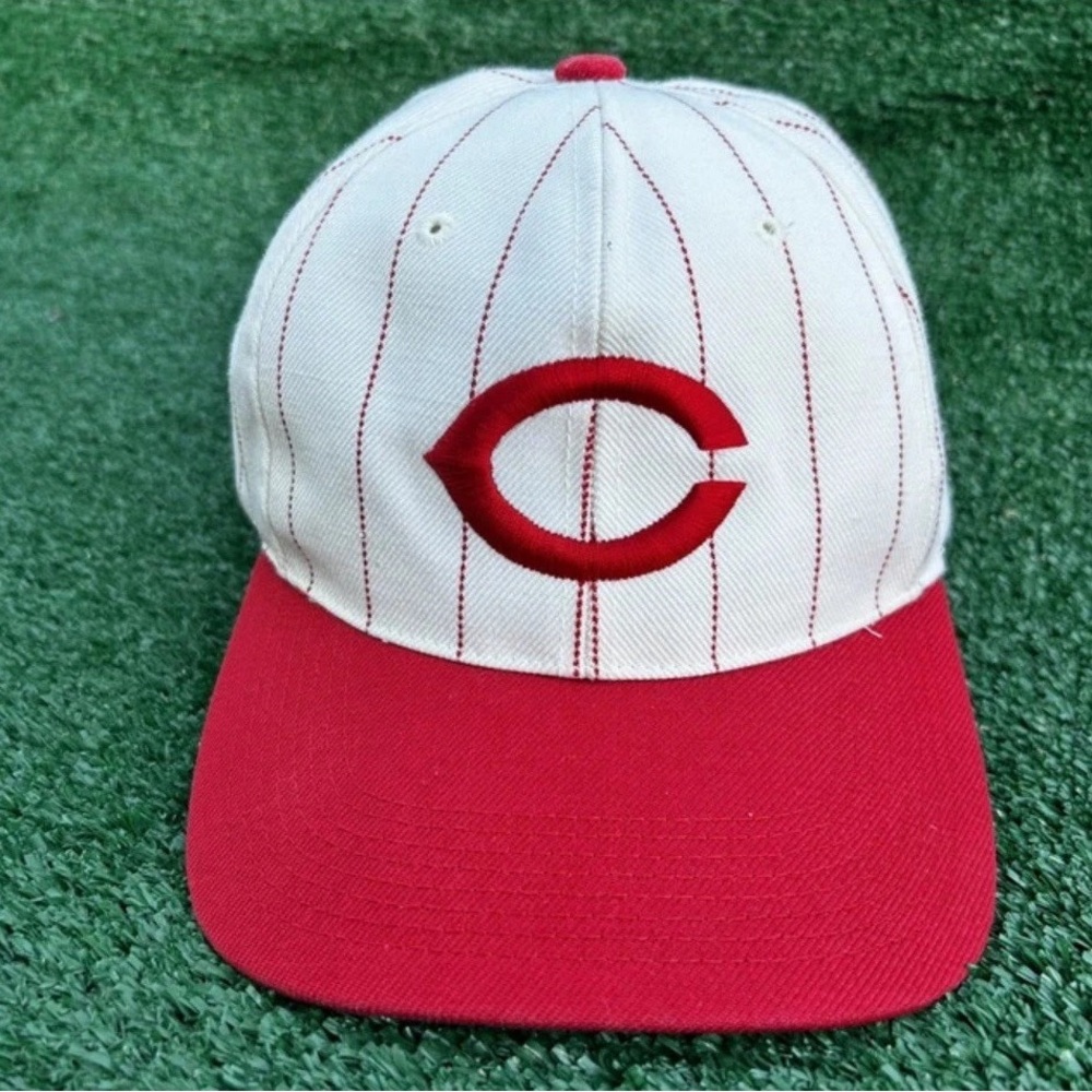 Vintage Cincinnati Reds Sports Specialties Hat Pinstripe Logo Vintage SnapBack